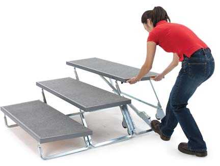 3-stufige Chortreppe Tourmaster 1,2 m